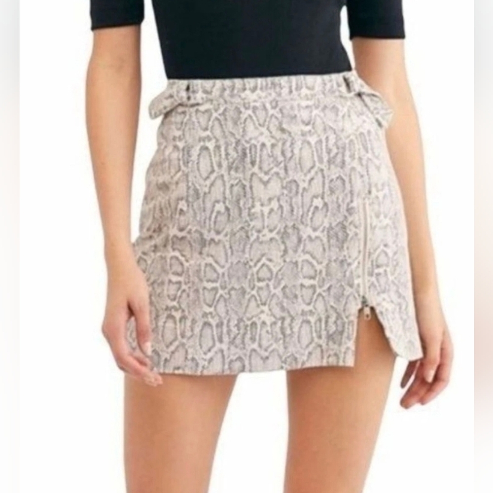 Free People Midnight Magic Snakeskin Print Mini Skirt With Zip Size 6